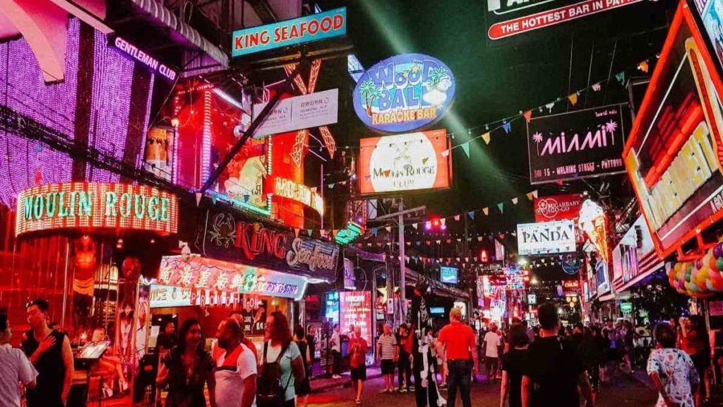 Thailand nightlife - Expert tips & guide - Travel Wanderlust