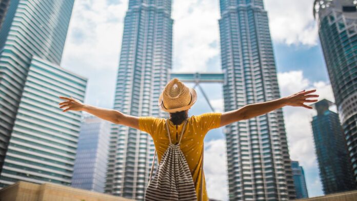 Best ways to get around Malaysia like a local